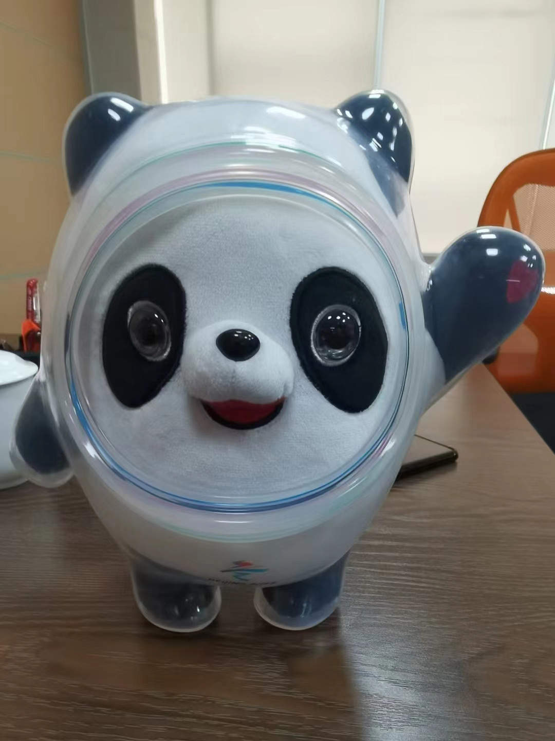 冰墩墩外殼使用的是液態(tài)硅膠嗎？